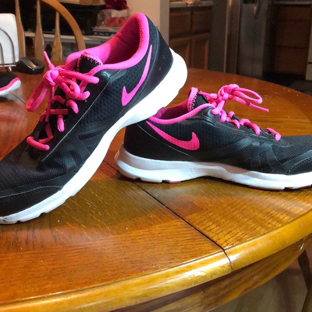 Nike Coremotion Tr2 size 8